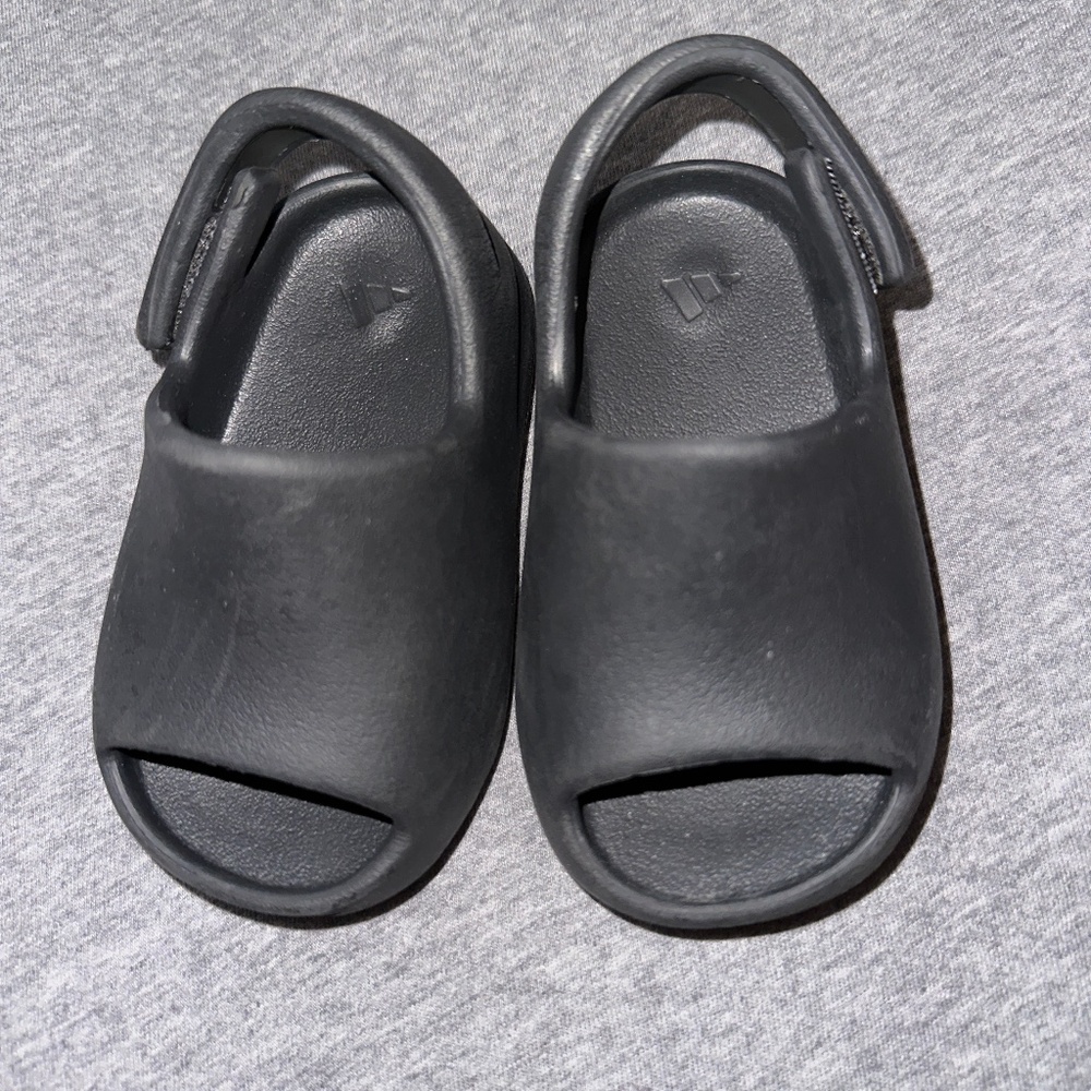 Baby Yeezy Slides